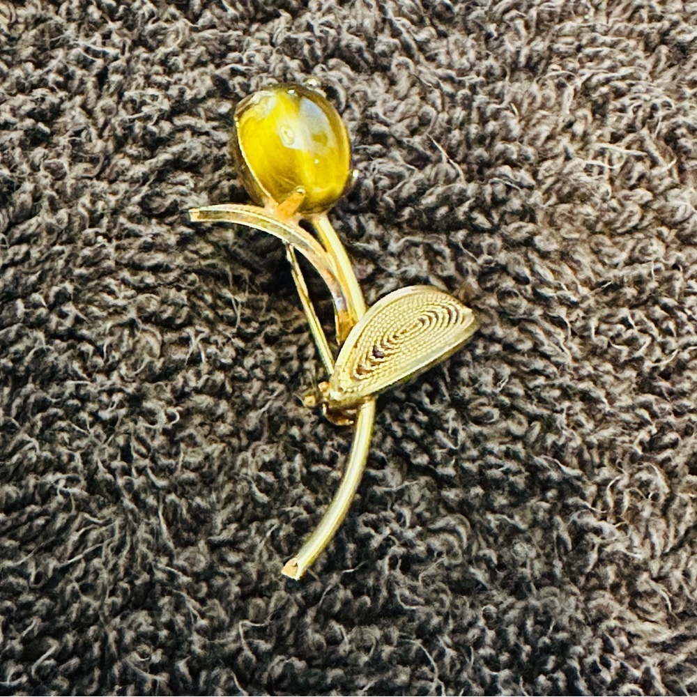Vintage Tiger’s Eye Leaf Flower Brooch Pin 12/20 Gold Filled - Picture 2 of 5